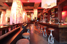 East Hotel & Restaurant