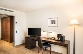 elaya hotel hamburg finkenwerder