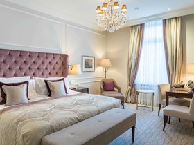 Fairmont Hotel Vier Jahreszeiten