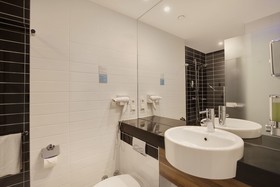 Premier Inn Hamburg City Alster Hotel