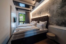 Hotel am Beatles-Platz