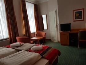 Hotel & Restaurant Mediterran