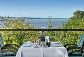 Hotel Louis C. Jacob