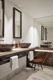 The Nikolai Hotel Hamburg - Leonardo Limited Edition