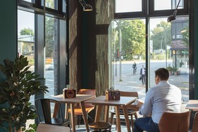 Holiday Inn - the niu, Bricks Hamburg Eppendorf