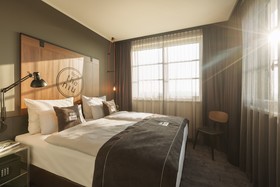 Holiday Inn - the niu, Bricks Hamburg Eppendorf