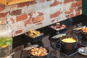 Holiday Inn - the niu, Bricks Hamburg Eppendorf