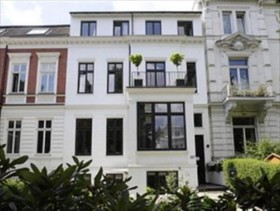 Von Deska Townhouses - The White House