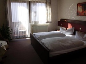 Zum Schwalbennest