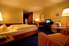 Bäder Parkhotel & Sieben Welten Therme & Spa Resort