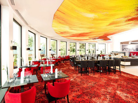 Bäder Parkhotel & Sieben Welten Therme & Spa Resort