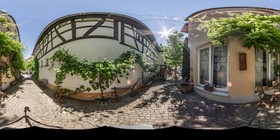 Alter Hof