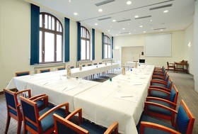 TRYP by Wyndham Kassel City Centre Hotel