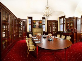 Falkenstein Grand, Autograph Collection