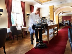 Falkenstein Grand, Autograph Collection