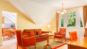 Falkenstein Grand, Autograph Collection