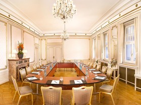 Falkenstein Grand, Autograph Collection