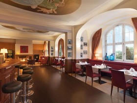 Falkenstein Grand, Autograph Collection