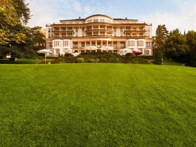 Falkenstein Grand, Autograph Collection