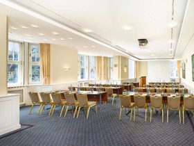 Falkenstein Grand, Autograph Collection