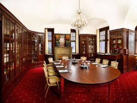 Falkenstein Grand, Autograph Collection