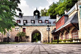 Schloss Hotel Wolfsbrunnen