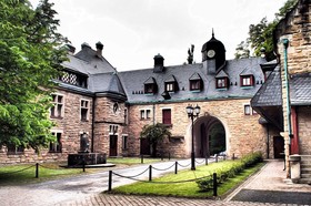 Schloss Hotel Wolfsbrunnen