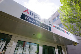 Airport- & Seminarhotel Neu-Isenburg