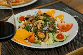 Roca Restaurant And Hotel