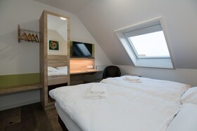 Roca Restaurant And Hotel