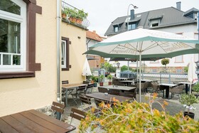 Roca Restaurant And Hotel