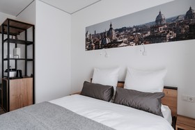 Step Inn Hotel