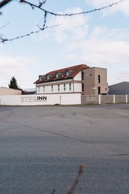 Step Inn Hotel
