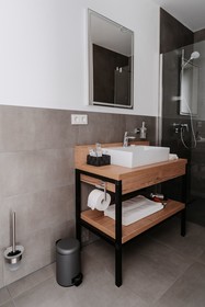 Step Inn Hotel