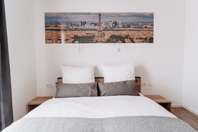 Step Inn Hotel