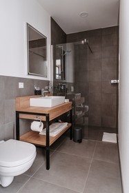 Step Inn Hotel