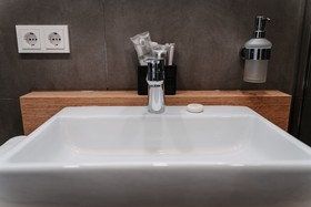 Step Inn Hotel