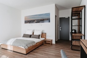Step Inn Hotel