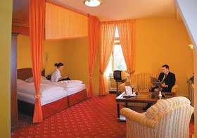 Hotel Burg Staufenberg