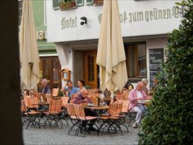 Grüner Baum