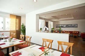 Hotel Zeppelin