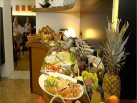 WHLIVING Apartments & Studios