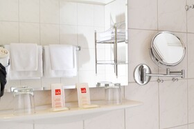 Forest Apartments & Rooms