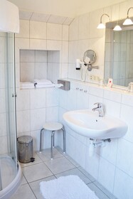 Forest Apartments & Rooms