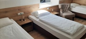 Forest Apartments & Rooms