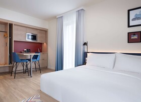 Hampton By Hilton Celle