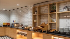 Holiday Inn Express Hamburg South A7 AS42, an IHG Hotel