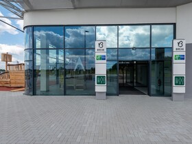 Holiday Inn Express Hamburg South A7 AS42, an IHG Hotel