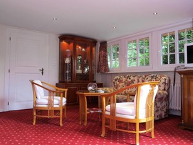 Meinsbur Boutique Hotel