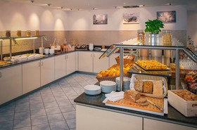 Vienna House Easy by Wyndham Braunschweig